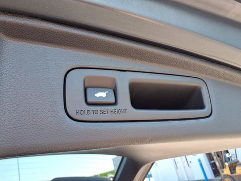 Used 2023 Honda CR-V Sport Touring image 11