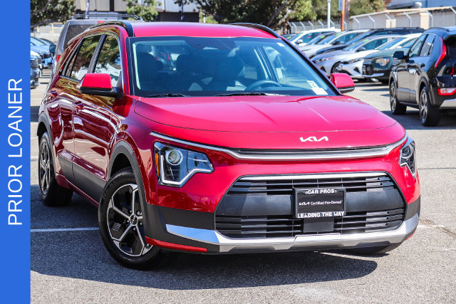 Certified 2025 Kia Niro EX FWD image 1