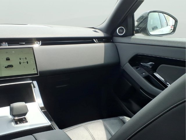 Used 2024 Land Rover Range Rover Evoque S AWD/4WD image 12