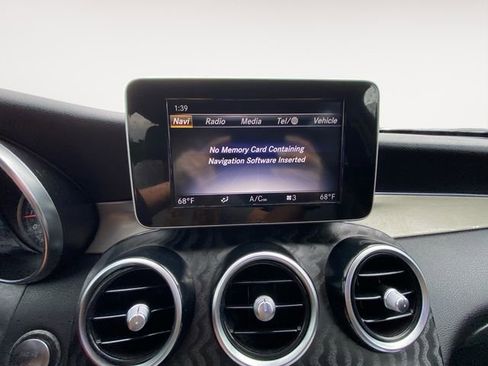 Used 2019 Mercedes-Benz GLC 300 image 24