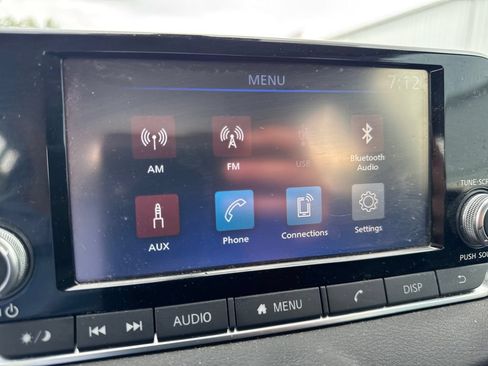 Used 2025 Nissan Sentra S FWD image 15
