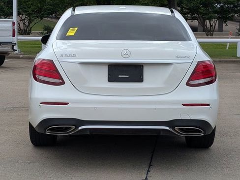 Used 2018 Mercedes-Benz E 300 4MATIC image 5