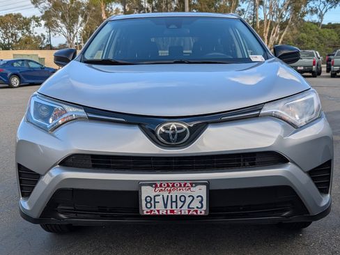 Used 2018 Toyota RAV4 LE w/ All Weather Liner Package image 10