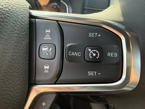 New 2026 RAM 2500 Laramie w/ Sport Appearance Package AWD/4WD image 17