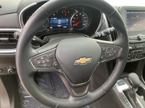 Used 2023 Chevrolet Equinox LT w/ Driver Convenience Package image 14