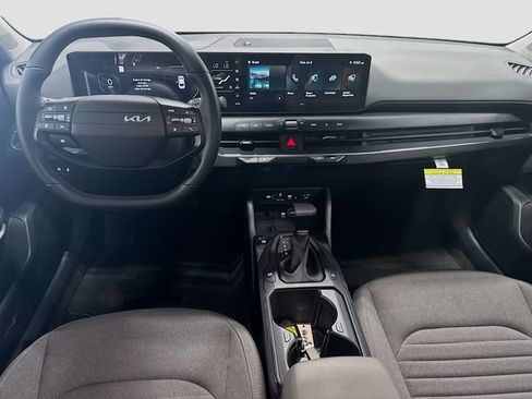 Used 2025 Kia K4 EX FWD image 25