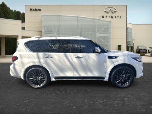 Certified 2023 INFINITI QX80 Sensory w/ Cargo Package image 4