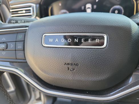 Used 2022 Jeep Wagoneer Series I w/ Convenience Group I AWD/4WD image 23