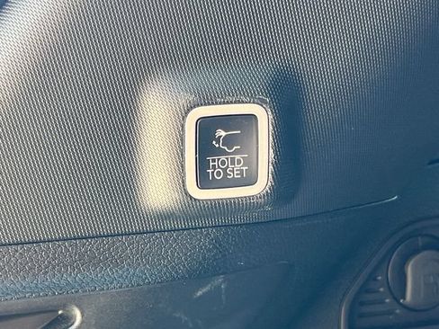 Used 2022 Jeep Grand Cherokee Trailhawk AWD/4WD image 44