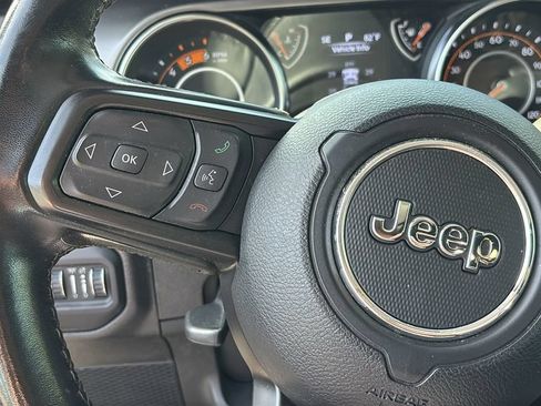 Used 2022 Jeep Wrangler Unlimited Sport AWD/4WD image 17