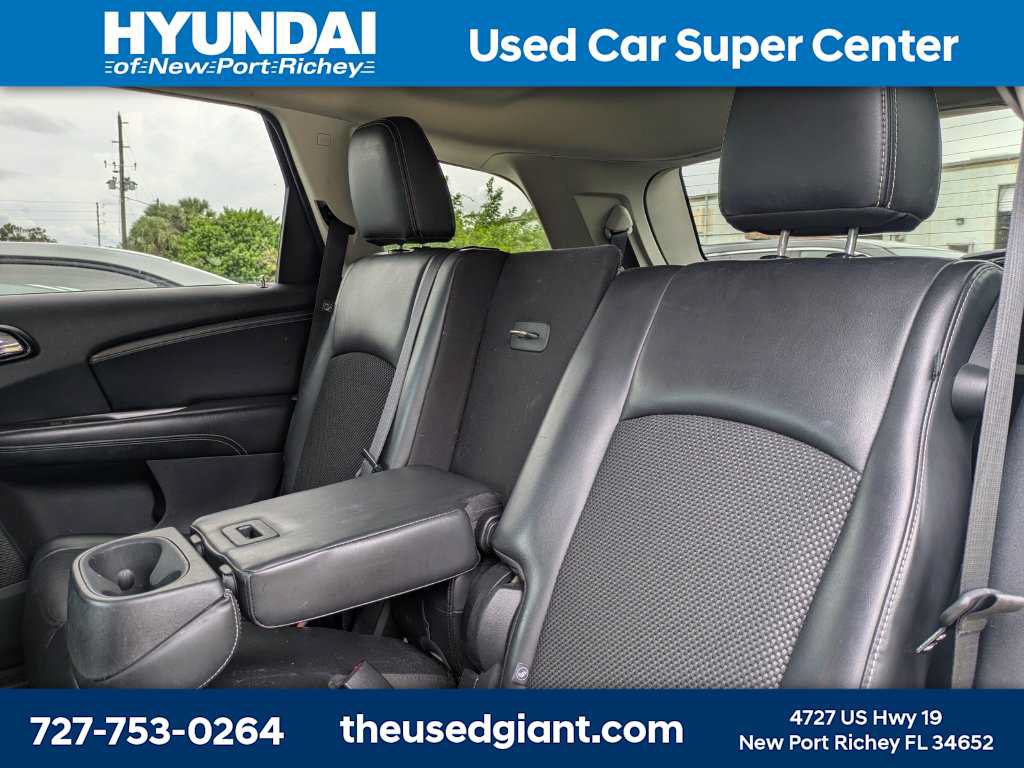 Used 2015 Dodge Journey Crossroad w/ Flexible Seating Group FWD image 11