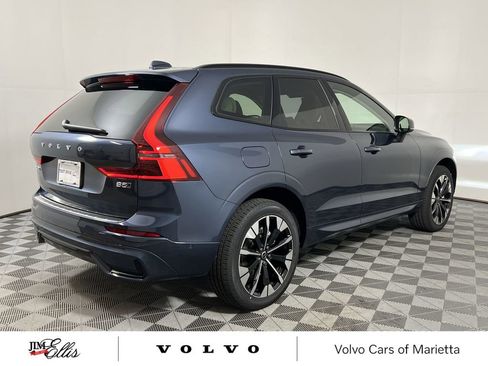 New 2026 Volvo XC60 B5 Ultra w/ Protection Package Premier image 8
