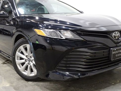 Used 2019 Toyota Camry LE image 44