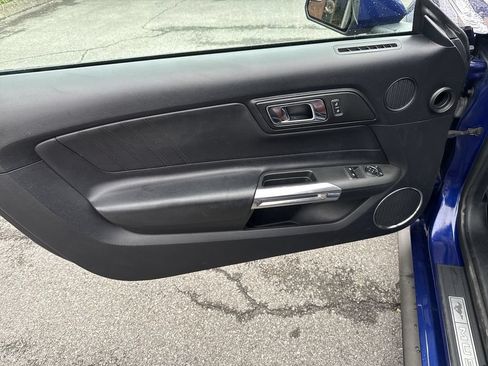 Used 2016 Ford Mustang GT Premium RWD image 20