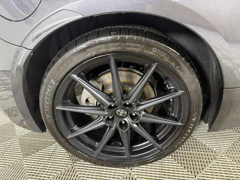 Used 2023 Toyota GR86 Premium w/ ALL Weather Mat Package (TMS) image 15