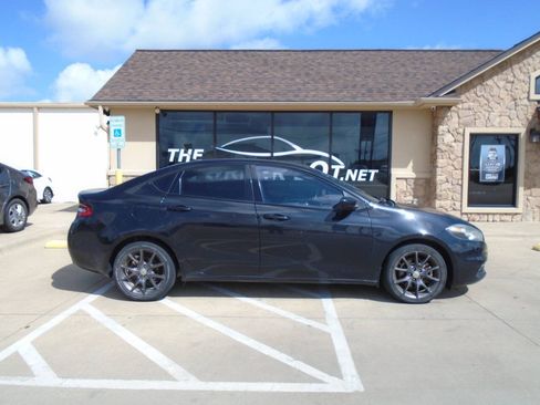 Used 2016 Dodge Dart SXT w/ Rallye Appearance Group FWD image 4