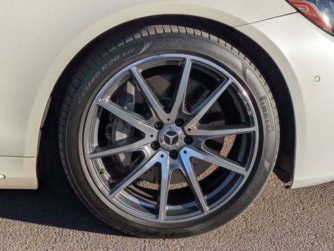 Certified 2018 Mercedes-Benz S 560 4MATIC Sedan image 10