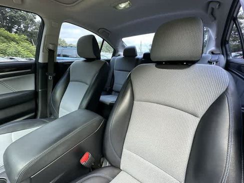 Used 2018 Subaru Legacy 2.5i Sport AWD/4WD image 17