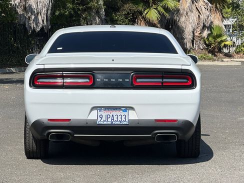 Used 2022 Dodge Challenger R/T image 5