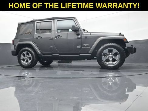 Used 2017 Jeep Wrangler Unlimited Sahara w/ Max Tow Package AWD/4WD image 52