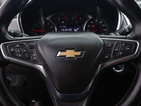 Used 2024 Chevrolet Equinox LT image 32