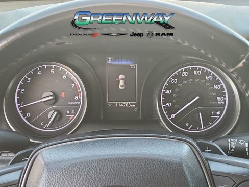 Used 2021 Toyota Camry SE image 18
