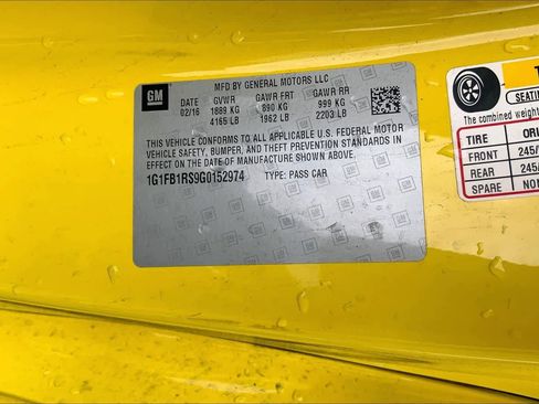 Used 2016 Chevrolet Camaro LT w/ Technology Package image 34