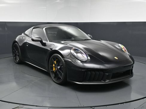 Used 2026 Porsche 911 Targa 4 GTS AWD/4WD image 14