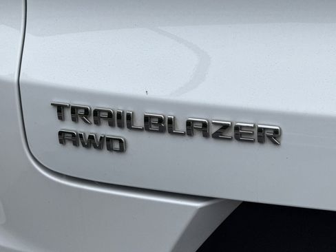 Used 2023 Chevrolet TrailBlazer ACTIV w/ Convenience Package image 23