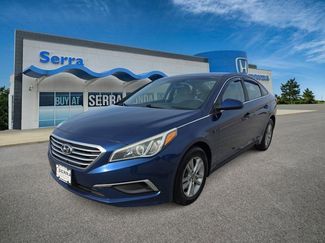 Used 2016 Hyundai Sonata SE video 1