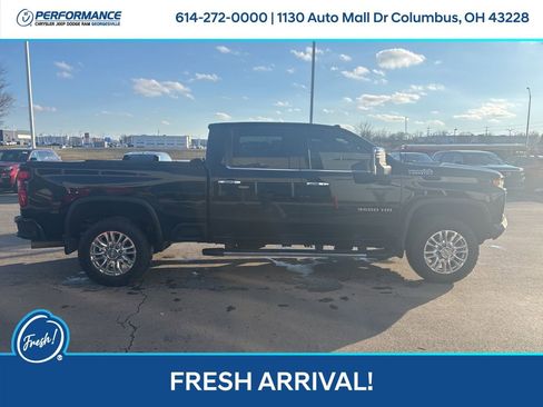 Used 2020 Chevrolet Silverado 3500 High Country w/ Z71 Off-Road Package image 3