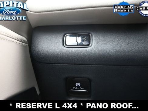 Used 2025 Lincoln Navigator L Reserve AWD/4WD image 18