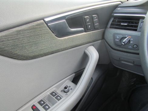 Used 2018 Audi A5 2.0T Premium Plus w/ Premium Plus image 18