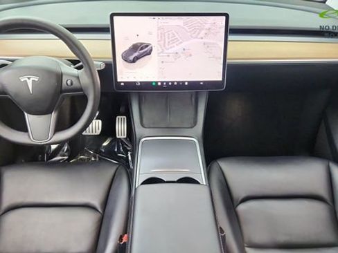 Used 2023 Tesla Model Y Performance image 85