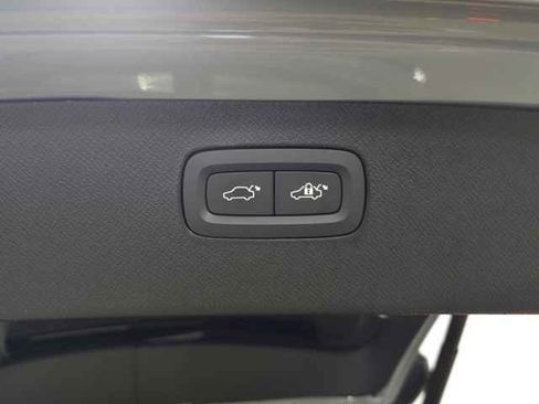 Certified 2026 Volvo XC90 B6 Plus AWD/4WD image 10