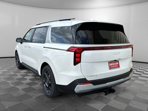 New 2026 Kia Carnival EX FWD image 6