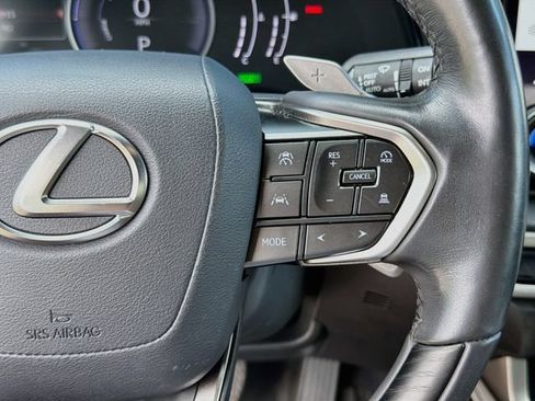 Used 2024 Lexus RX 350h w/ Accessory Package (Z1) AWD/4WD image 40