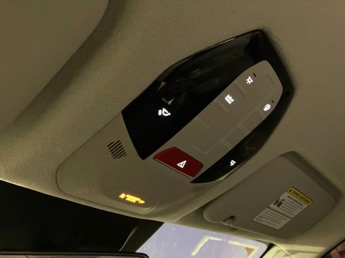 Used 2025 Kia K4 LXS image 25