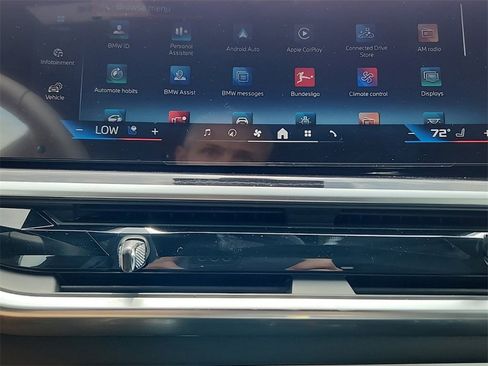 Used 2025 BMW X7 M60i image 27