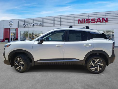 New 2026 Nissan Kicks SV w/ Cold Weather Package FWD image 8