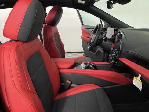 New 2025 Chevrolet Blazer EV RS image 86