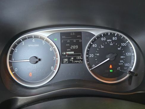 Used 2021 Nissan Kicks S FWD image 12