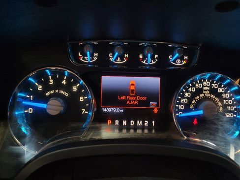 Used 2013 Ford F150 Lariat w/ Mid Equipment Group AWD/4WD image 23