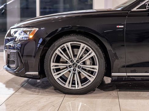 Used 2024 Audi A8 L 3.0T image 8