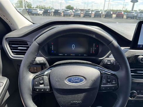 Used 2023 Ford Escape Active AWD/4WD image 17
