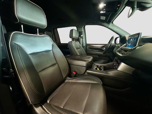 Used 2022 Chevrolet Suburban Premier image 26