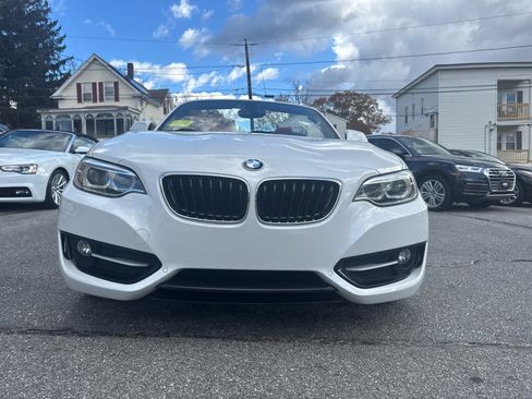 Used 2017 BMW 230i Convertible image 4