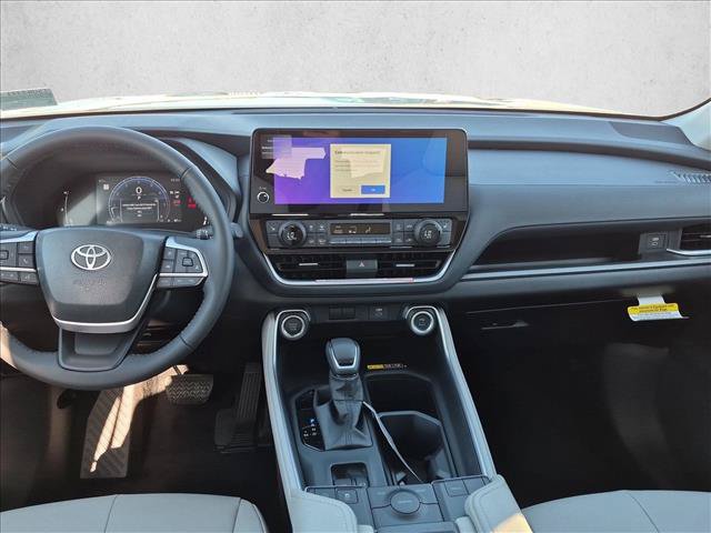 New 2026 Toyota Grand Highlander FWD image 14