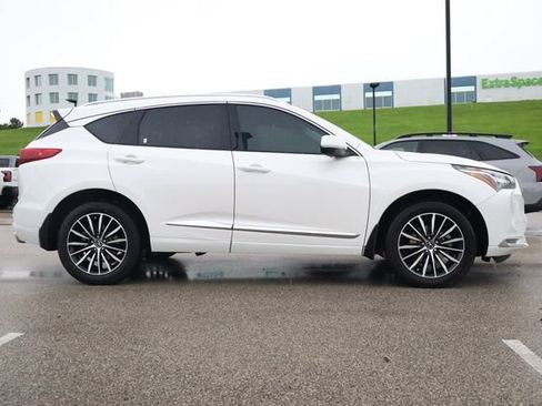 Used 2025 Acura RDX SH-AWD w/ Advance Package image 3