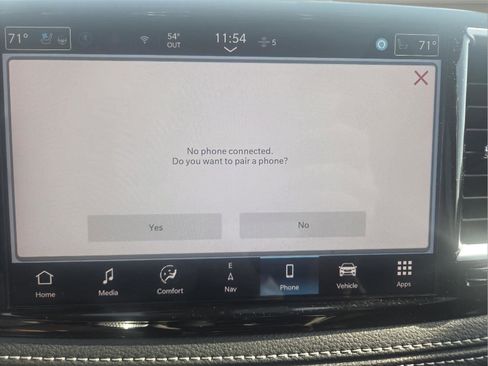 Used 2024 Chrysler Pacifica Limited w/ Uconnect Theater Family Group image 36